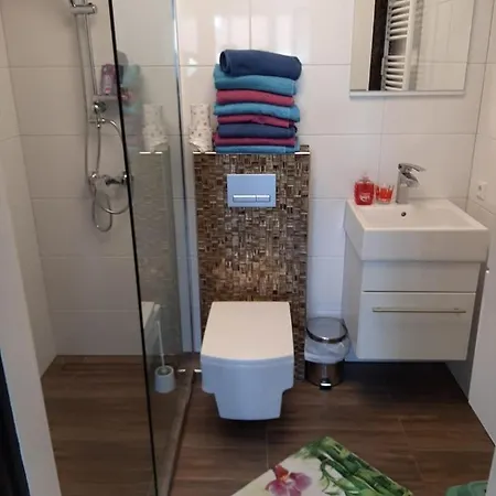 Barbarossa 3zimmer 100m2 Bis Zu 7 Personen * Meersburg